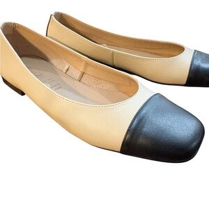 Elegant Two-Tone Women's Flats